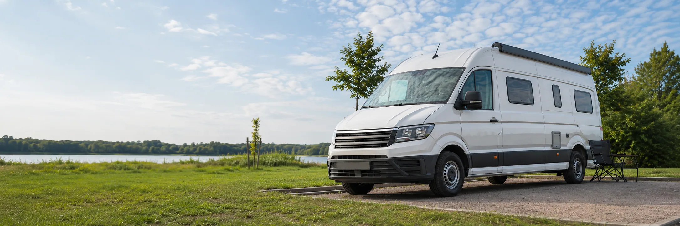 Ausgebautes VW Crafter Wohnmobil bei Leipzig mieten